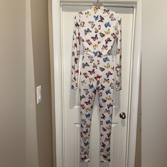 Multicolor Butterfly print onesie jumpsuit - Picture 9 of 11